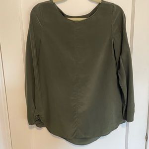 Banana Republic washable silk blouse, size M